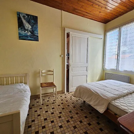Hébergement de vacances Charmante Maisonnette 3 Pers. Proche - Fr-1-476-144 *