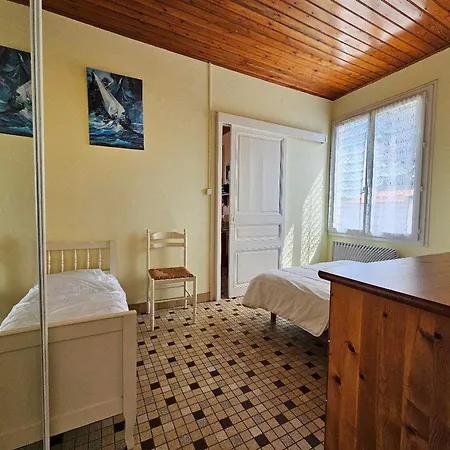 Hébergement de vacances Charmante Maisonnette 3 Pers. Proche - Fr-1-476-144